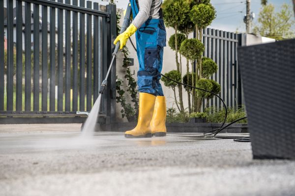 Driveway Power Washing in Orem