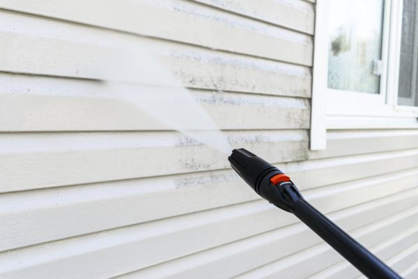 Siding Power Washing in Orem