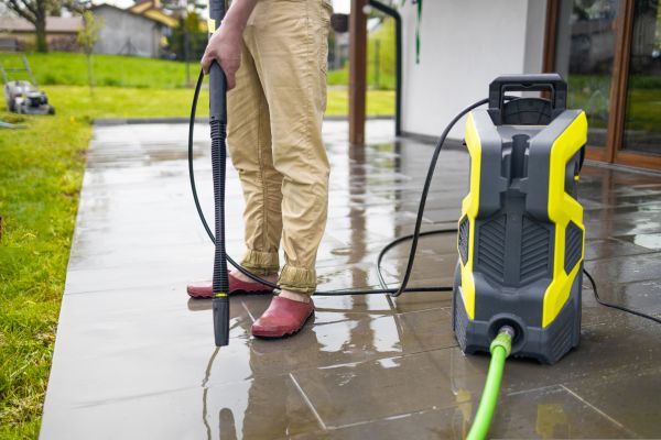 Porch Pressure Washing in Orem
