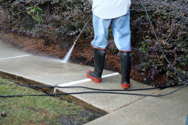 Sidewalk Washing in Orem