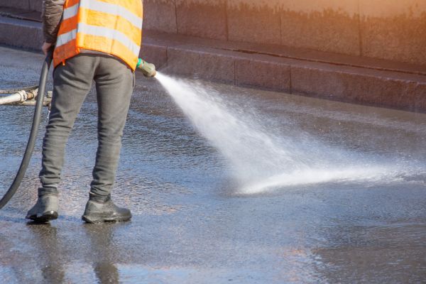 Asphalt Pressure Washing in Orem