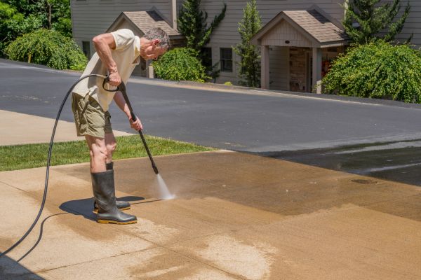 Concrete Pressure Cleaning in Orem